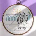 دیوارکوب گلدوزی یادبود چهره (قابل تغییر)