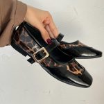 کفش کالج ورنی زنانه مدل پلنگی تک بند - تصویر 2